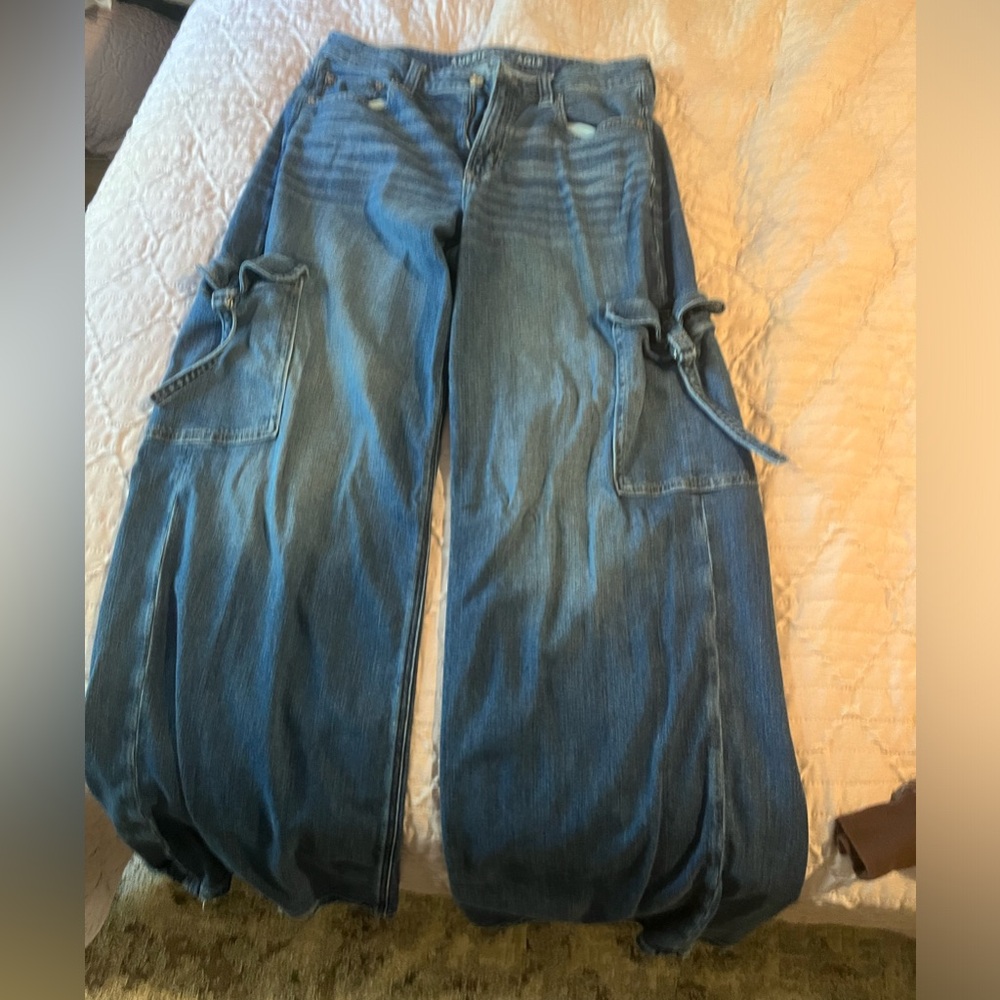 American Eagle Super High Rise Baggy Wide Leg jeans
